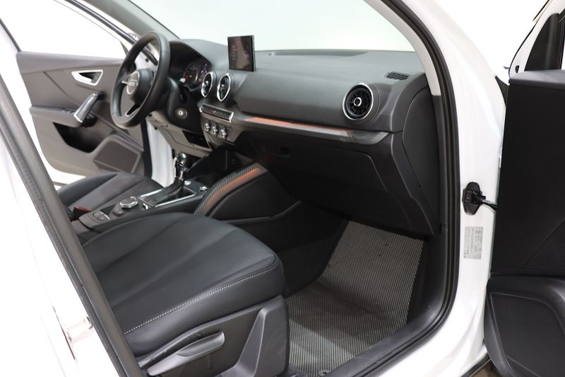 奥迪Q2L 2018款 35TFSI 上市专享版 国VI