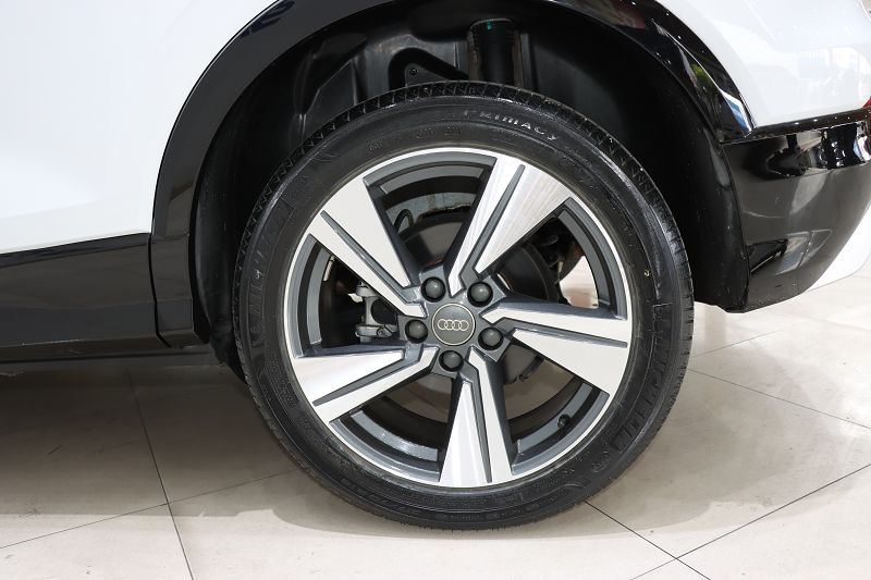 奥迪Q2L 2018款 35TFSI 上市专享版 国VI