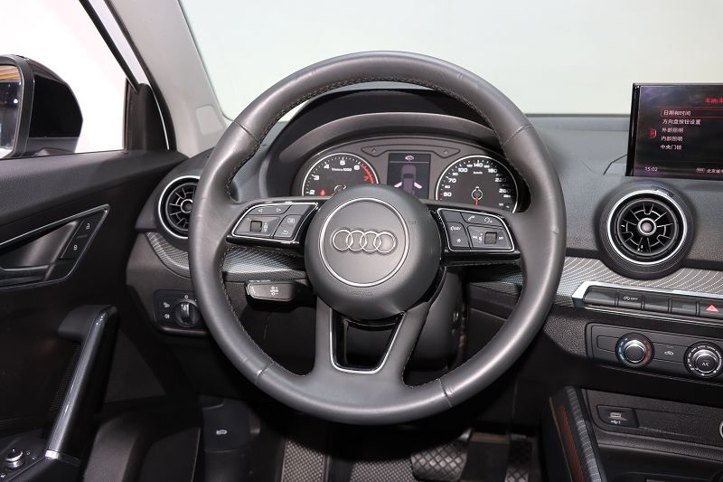 奥迪Q2L 2018款 35TFSI 上市专享版 国VI