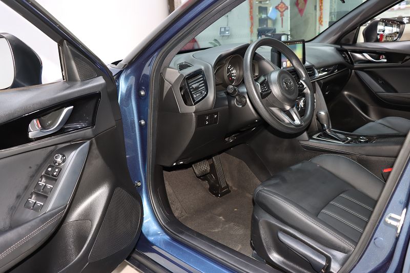 马自达CX-4 2021款 2.0L 自动两驱蓝天活力版