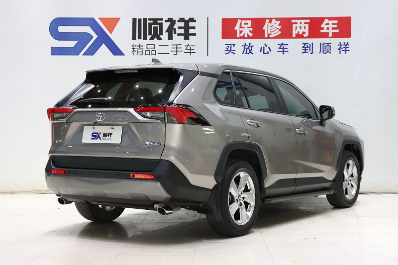 丰田 RAV4荣放 2020款 2.0L CVT两驱风尚版