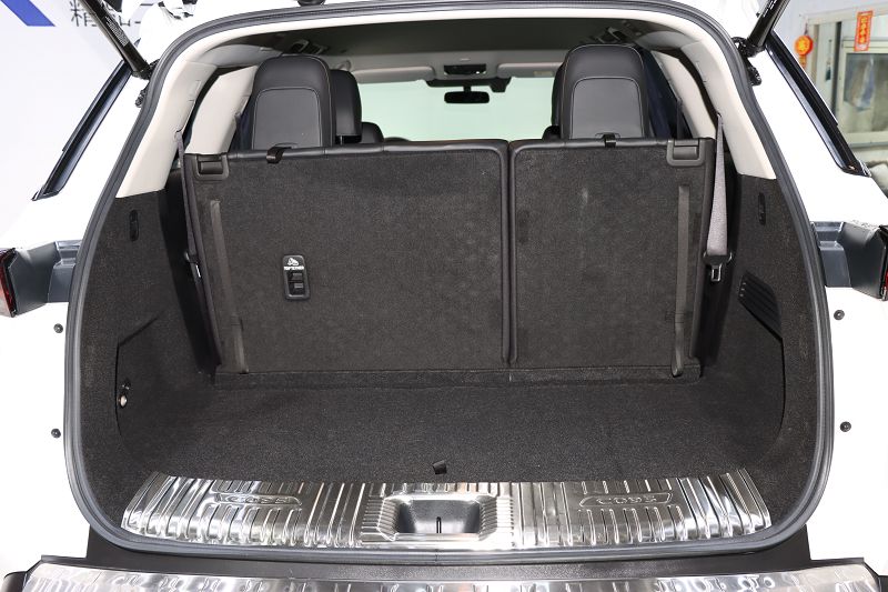 日产 探陆 2024款 380VC-TURBO 两驱智悦版 6座