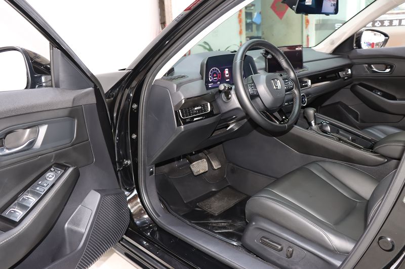 本田 英仕派 2023款 260TURBO 精致版