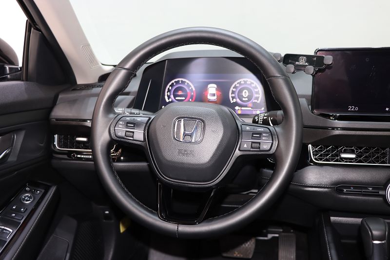 本田 英仕派 2023款 260TURBO 精致版