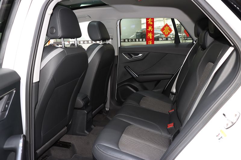 奥迪Q2L 2018款 35TFSI 时尚动感型 国VI