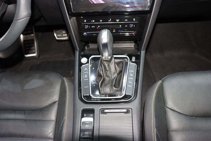 一汽-大众CC 2024款 380TSI 夺目版