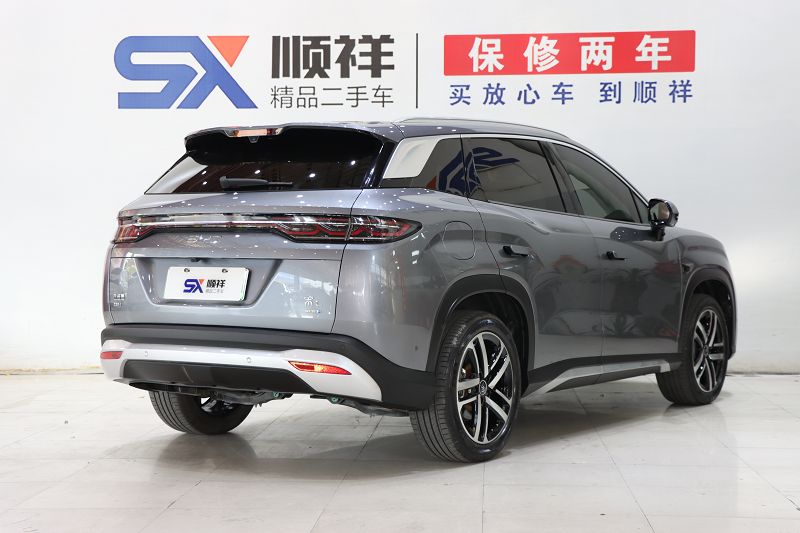 比亚迪 宋L DM-i 2025款 智驾版 112km 超越型