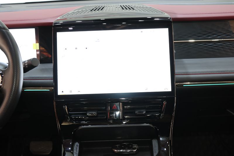 广汽传祺 传祺M8 2023款 宗师系列 双擎 旗舰