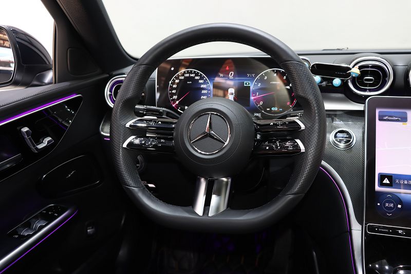 奔驰C级 2022款 改款 C 260 L 运动版