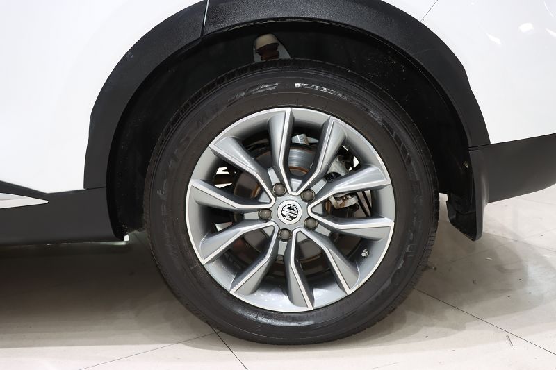 MG 名爵HS 2018款 20T 自动两驱荷尔蒙劲取版