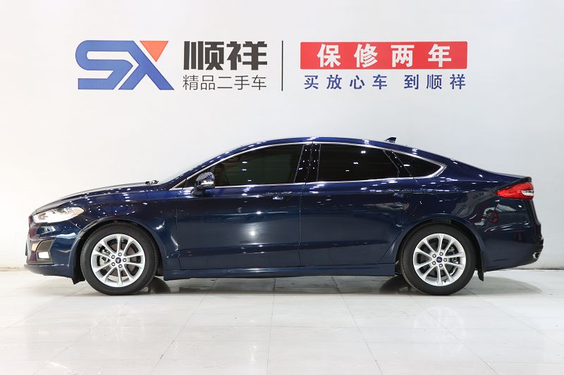 福特 蒙迪欧 2018款 EcoBoost 180 智控时尚型 国VI