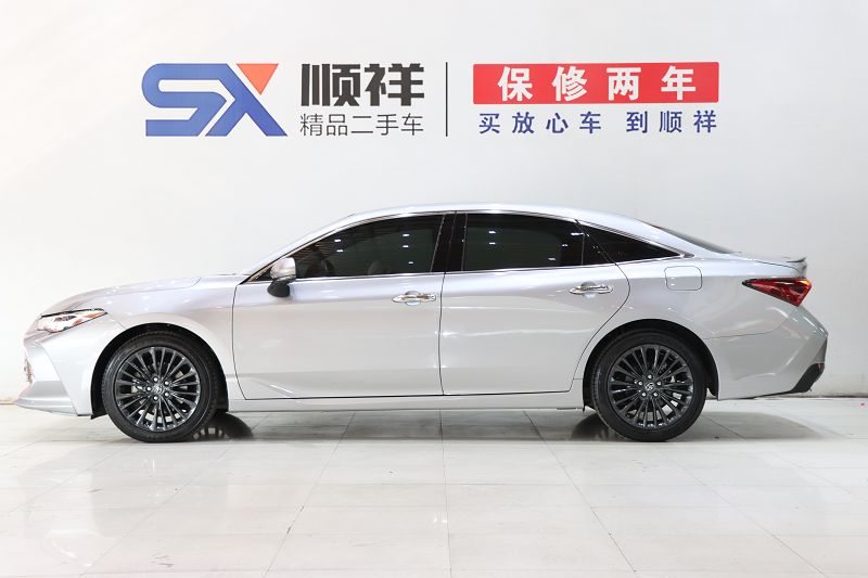 丰田 亚洲龙 2019款 2.0L XLE尊享版 国VI