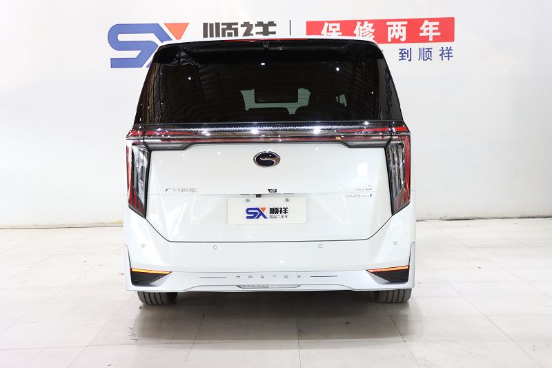 广汽传祺 传祺M8 2023款 宗师系列 双擎 御尊