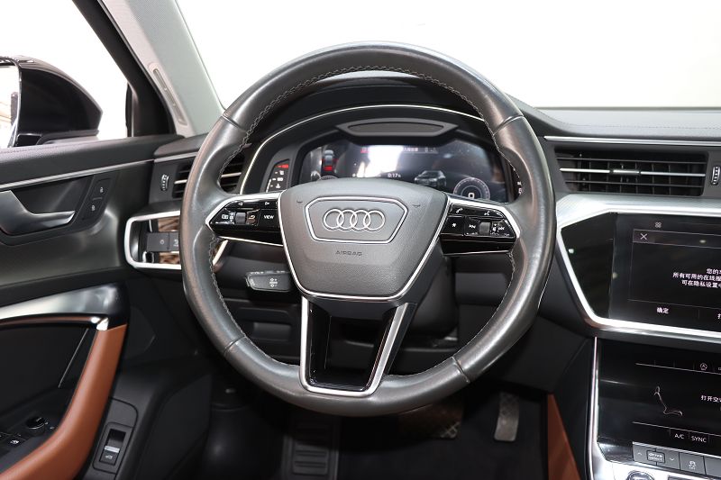 奥迪A6L 2021款 45 TFSI 臻选致雅型