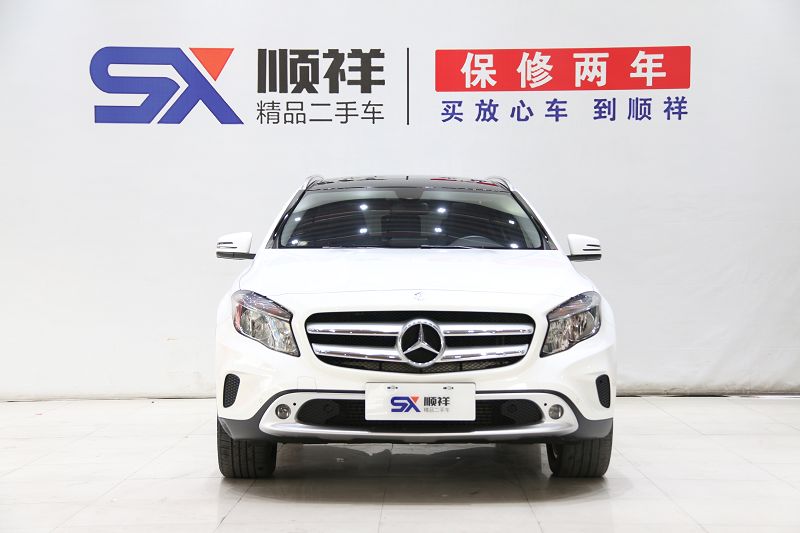 奔驰GLA级 2016款 GLA 200 动感型