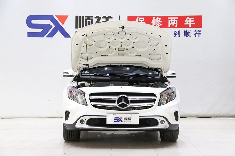 奔驰GLA级 2016款 GLA 200 动感型