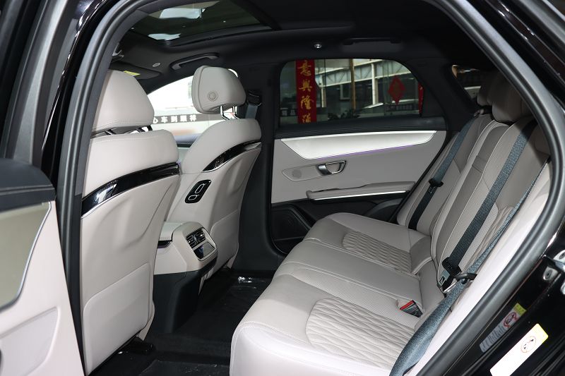 比亚迪汉 2025款 EV 506KM尊贵型