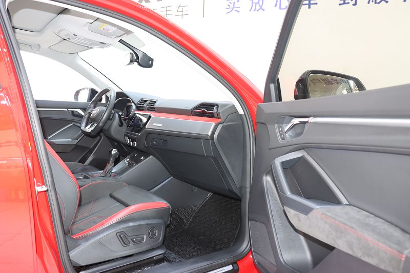奥迪Q3 Sportback 2020款 40 TFSI 时尚型