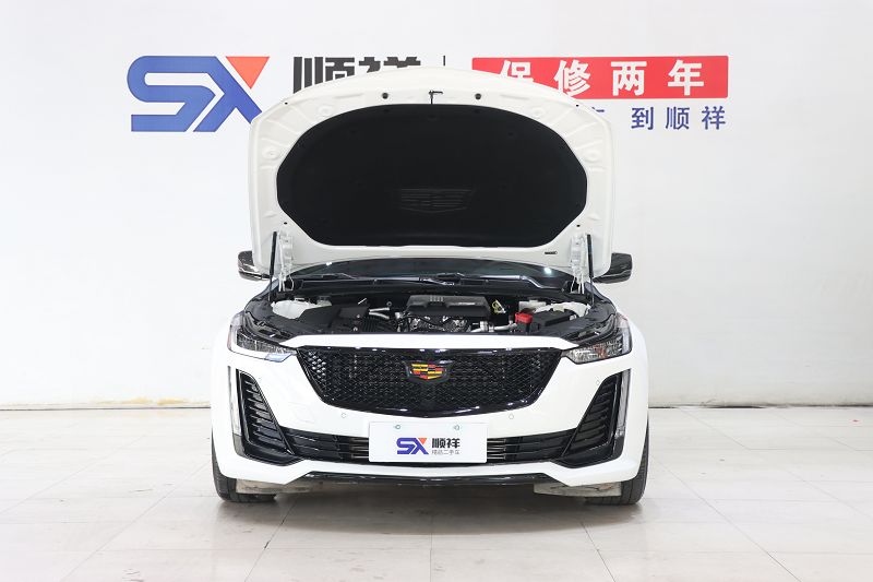 凯迪拉克CT5 2022款 28T 豪华型（标准版）