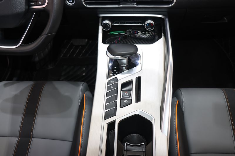 吉利汽车 缤越 2023款 1.5T DCT铂金版