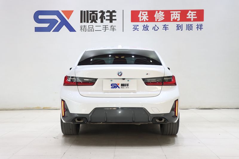 宝马3系 2023款 325i M运动套装