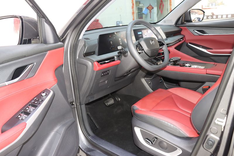 长安CS75 PLUS 2022款 第二代 2.0T 自动尊贵型