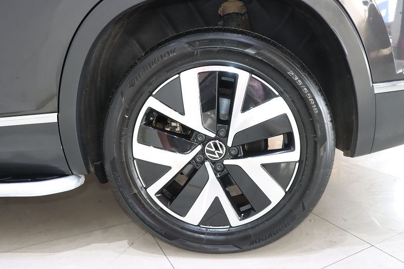 大众探岳 2023款 330TSI 两驱豪华Plus进阶版