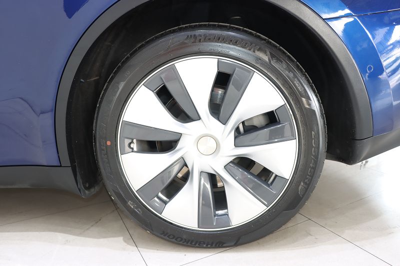 特斯拉Model Y 2021款 长续航全轮驱动版