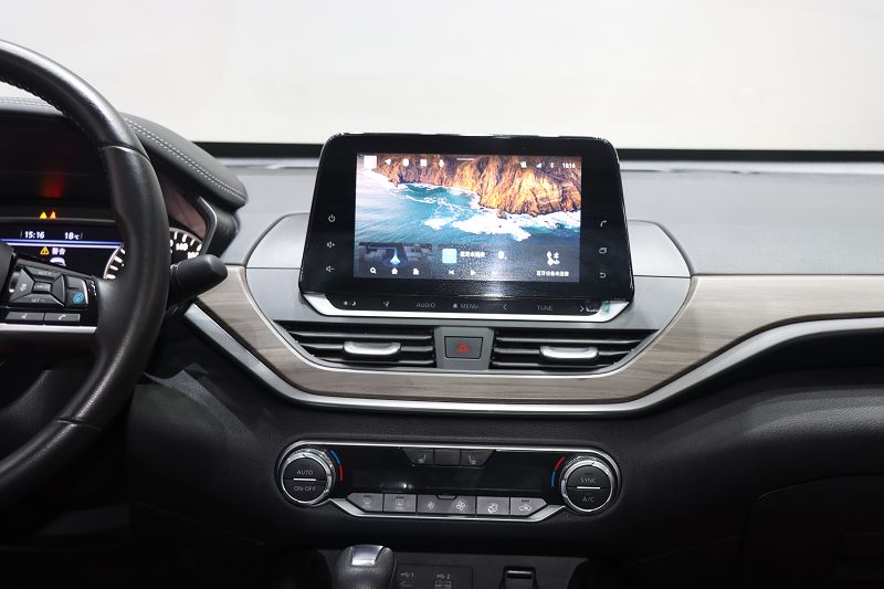 日产 天籁 2021款 2.0L XL Upper AD1 智行领航版