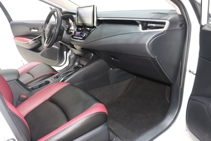丰田 卡罗拉 2021款 双擎 1.8L E-CVT精英版
