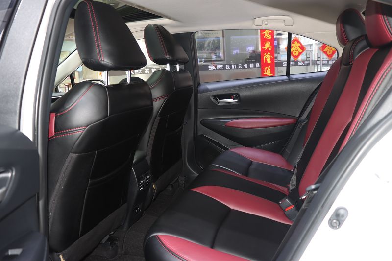 丰田 卡罗拉 2021款 双擎 1.8L E-CVT精英版