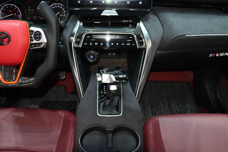 丰田 威飒 2022款 2.0L CVT两驱豪华版