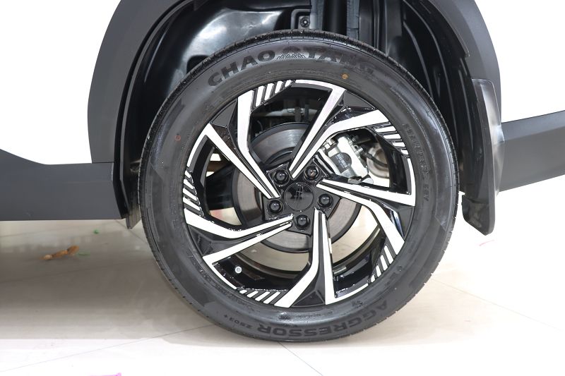 吉利汽车 博越 2023款 COOL 1.5TD 智联+