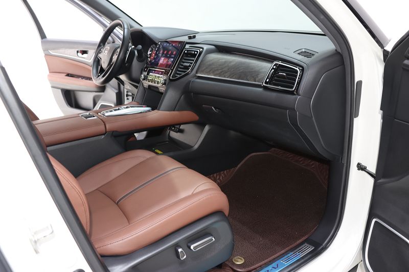 本田UR-V 2020款 370TURBO 两驱尊雅版