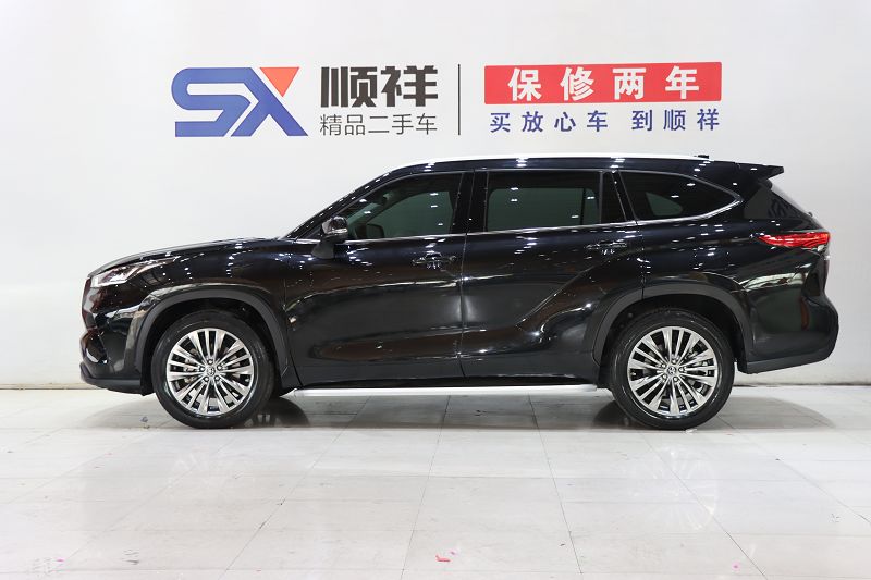 丰田 汉兰达 2022款 2.0T 380T 四驱豪华版 7座