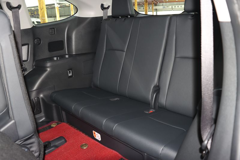 丰田 汉兰达 2022款 2.0T 380T 四驱豪华版 7座