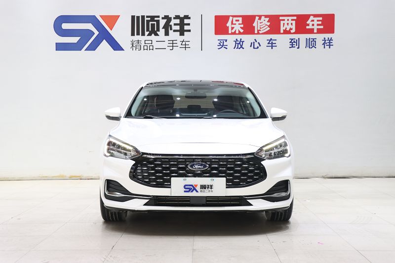 福特 福克斯 2020款 三厢 EcoBoost 180 自动锋潮型 国VI
