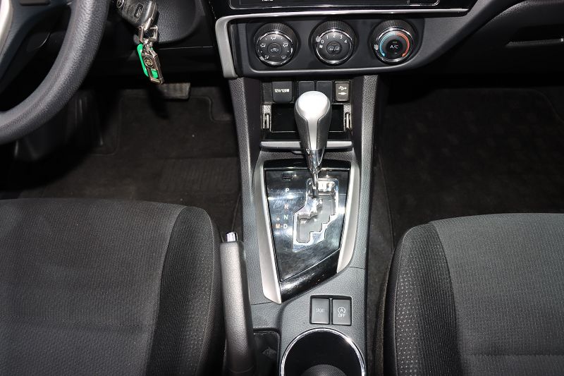 丰田卡罗拉 2017款 改款 1.2T S-CVT GL-i