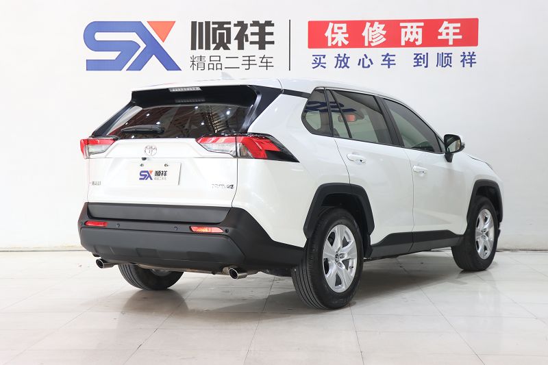 丰田 RAV4荣放 2022款 2.0L CVT两驱都市版
