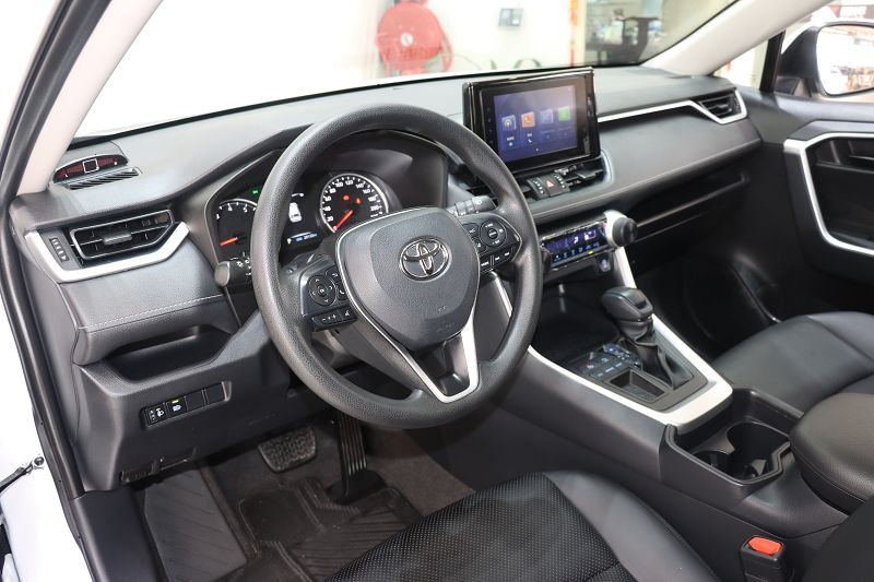 丰田 RAV4荣放 2022款 2.0L CVT两驱都市版