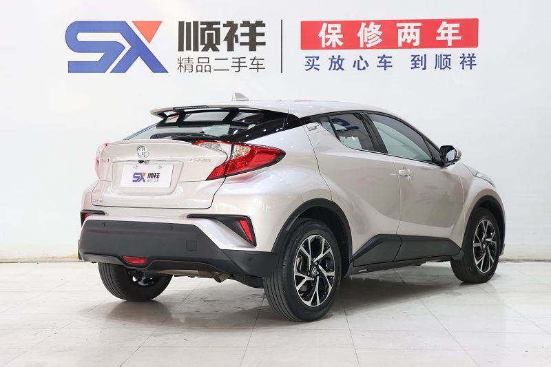 丰田C-HR 2020款 2.0L 领先版
