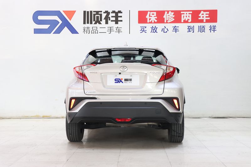 丰田C-HR 2020款 2.0L 领先版