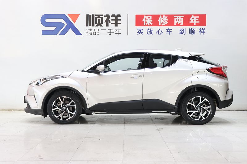 丰田C-HR 2020款 2.0L 领先版