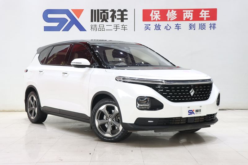 宝骏RM-5 2019款 1.5T CVT 24小时在线尊贵型 6座