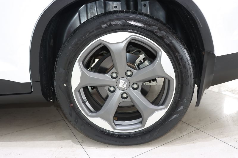 宝骏RM-5 2019款 1.5T CVT 24小时在线尊贵型 6座