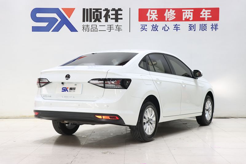 大众朗逸 2025款 新锐 1.5L 出众新逸版