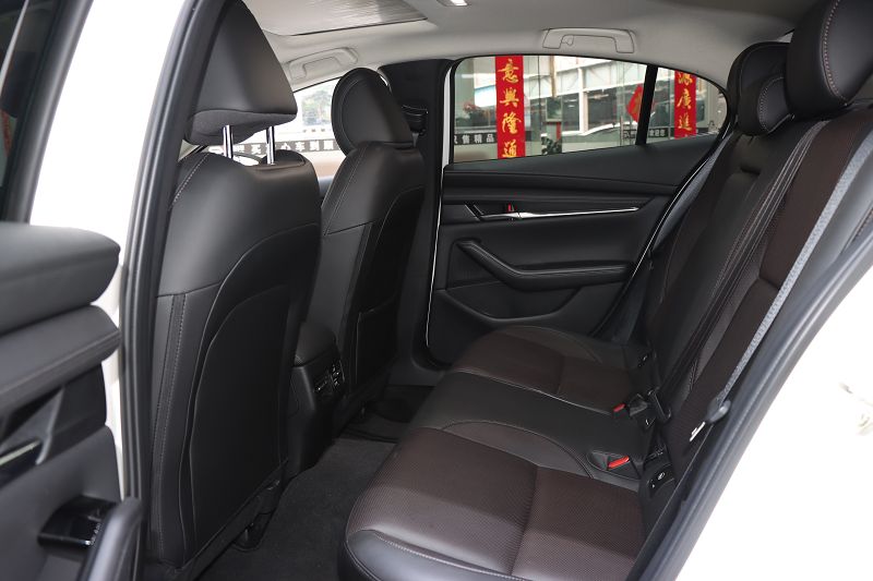 马自达3 昂克赛拉 2023款 2.0L 自动质雅版