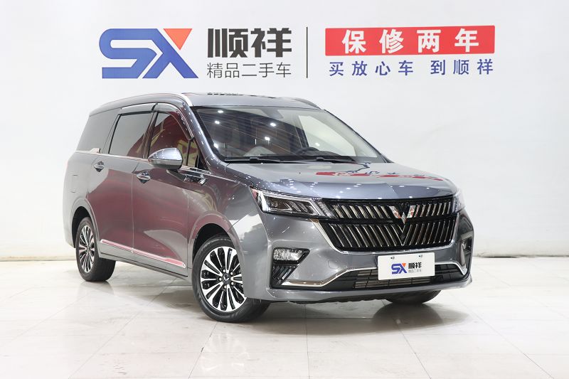五菱佳辰 2022款 1.5T CVT尊享旗舰型