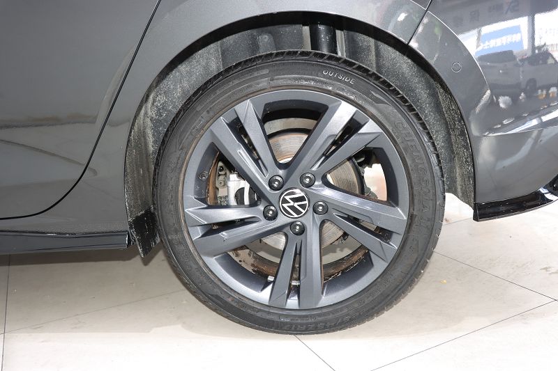 大众 高尔夫 2023款 280TSI DSG R-Line Lite