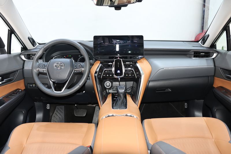 丰田 威飒 2023款 2.0L CVT两驱尊贵版